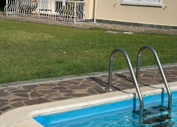 Happy Hippo * Sirmione